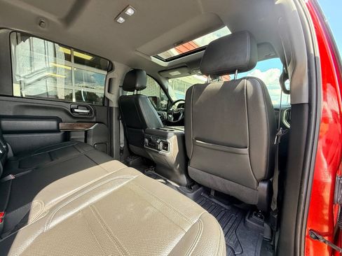 Used 2021 GMC Sierra 3500 Denali w/ Denali Ultimate Package AWD/4WD image 40