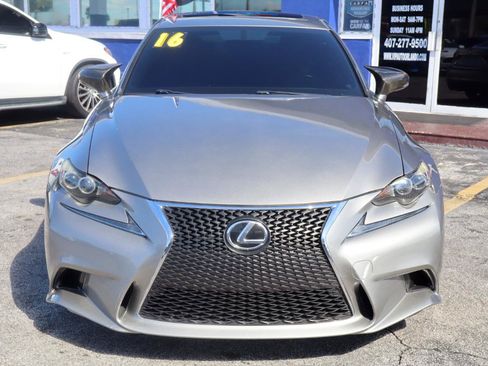 Used 2016 Lexus IS 200t w/ F Sport Package RWD image 10