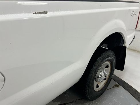 Used 2010 Ford F250 XL image 33