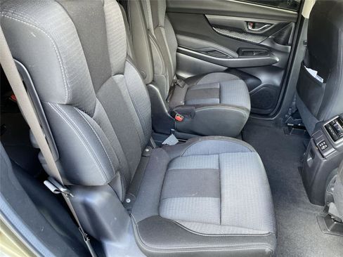 Used 2025 Subaru Ascent Premium AWD/4WD image 17