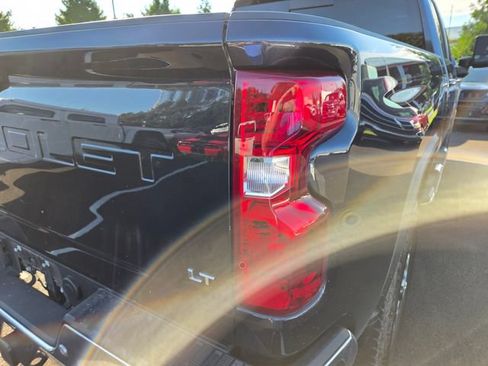Used 2024 Chevrolet Silverado 2500 LT w/ All Star Edition AWD/4WD image 15
