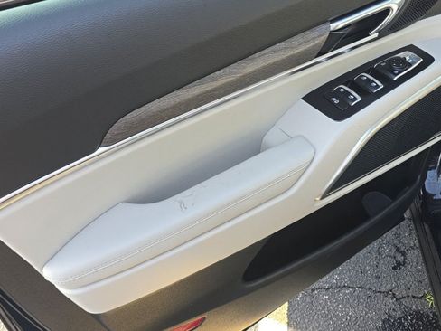 Used 2022 Kia Telluride EX FWD image 11