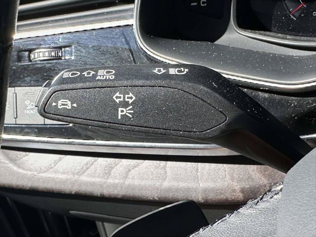 Used 2023 Audi Q7 3.0T Premium AWD/4WD image 23