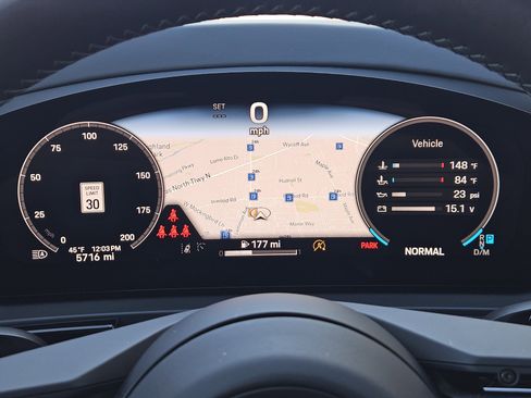 Certified 2025 Porsche Cayenne S image 16