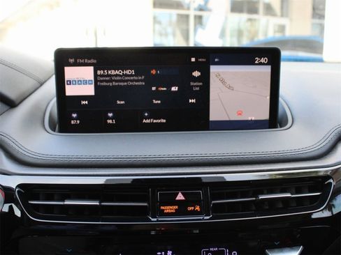 Used 2022 Acura MDX SH-AWD w/ Advance Package image 24