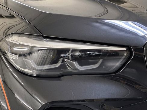 Certified 2022 BMW X5 xDrive40i w/ M Sport Package image 10