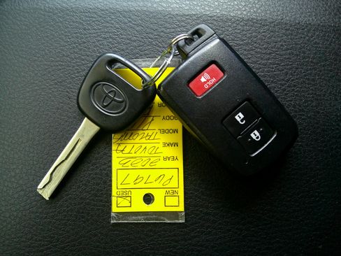 Used 2023 Toyota Tacoma SR5 image 53