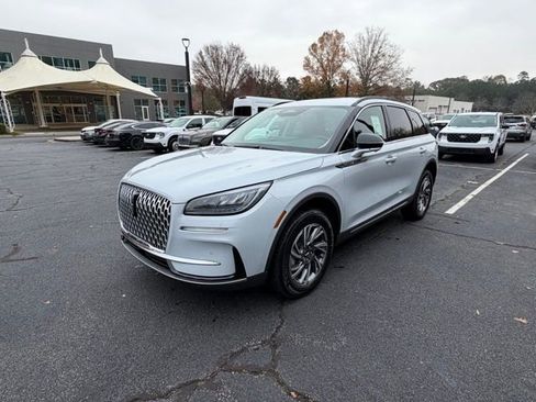 New 2026 Lincoln Corsair Premiere image 3