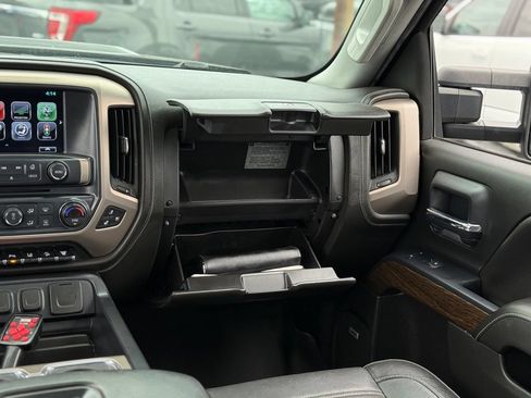 Used 2018 GMC Sierra 2500 Denali AWD/4WD image 28