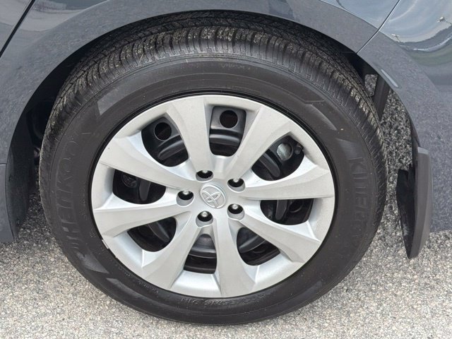Used 2026 Toyota Corolla LE FWD image 13