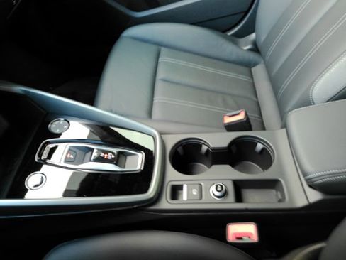 Used 2025 Audi A3 2.0T Premium image 39