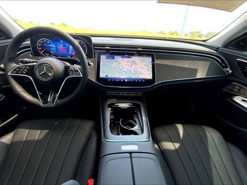 New 2025 Mercedes-Benz E 450 4MATIC All-Terrain Wagon image 8