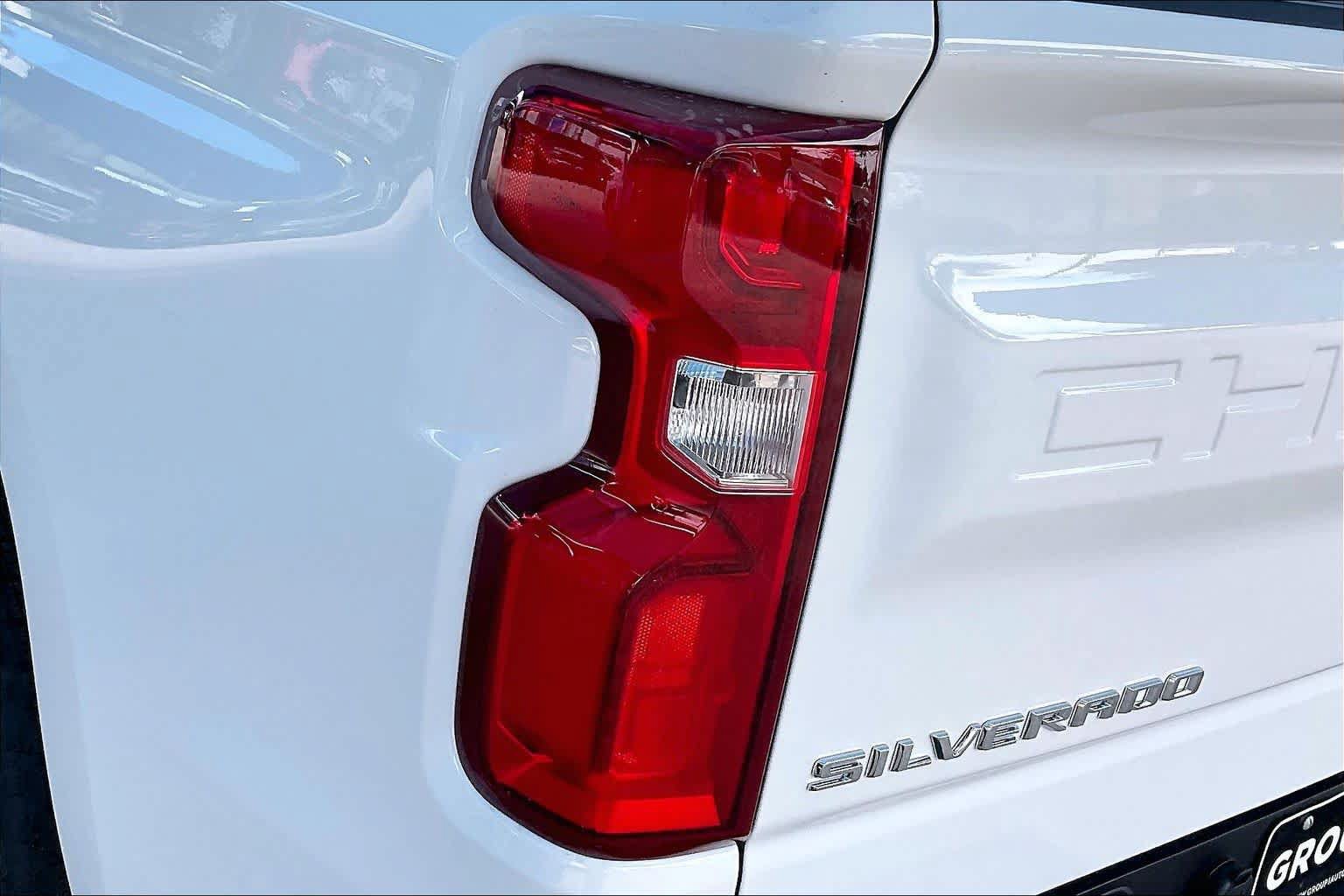 New 2026 Chevrolet Silverado 1500 RST w/ RST Select Package AWD/4WD image 14