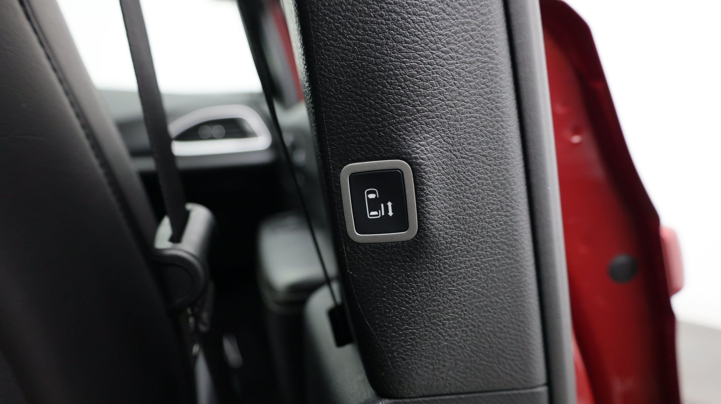 Used 2026 Chrysler Pacifica Select FWD image 36
