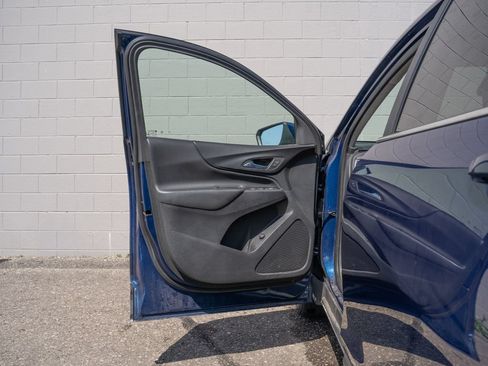 Used 2023 Chevrolet Equinox LT AWD/4WD image 15