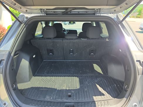 Used 2025 Chevrolet Equinox LT AWD/4WD image 5