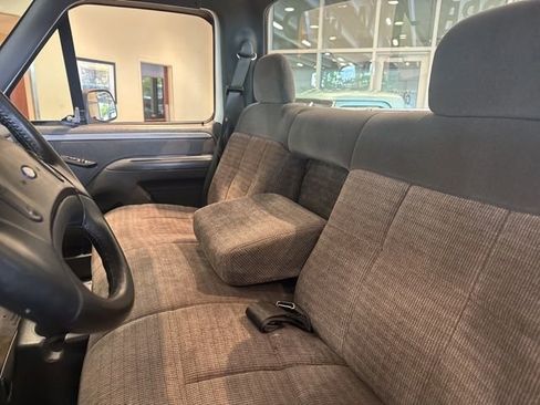 Used 1993 Ford F150 XL image 3