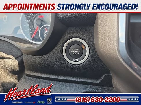 Used 2019 RAM 1500 Laramie AWD/4WD image 59