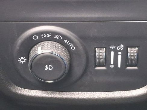 Used 2024 Jeep Grand Cherokee L Overland w/ Luxury Tech Group IV image 23