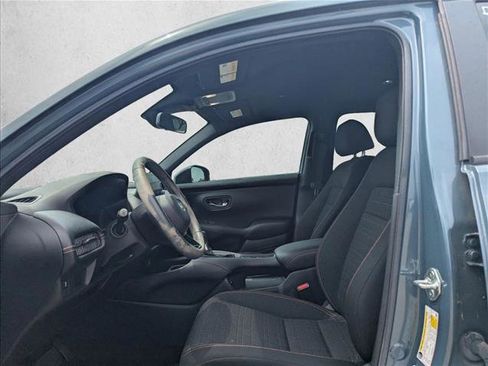 Used 2024 Honda HR-V Sport image 12