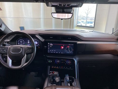 Used 2022 GMC Sierra 1500 Denali w/ Denali Reserve Package image 21