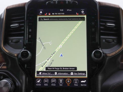 Used 2021 RAM 1500 Limited image 30