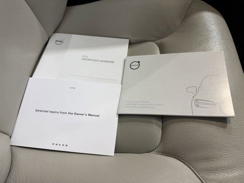 Used 2023 Volvo XC90 B6 Plus w/ Protection Package image 27