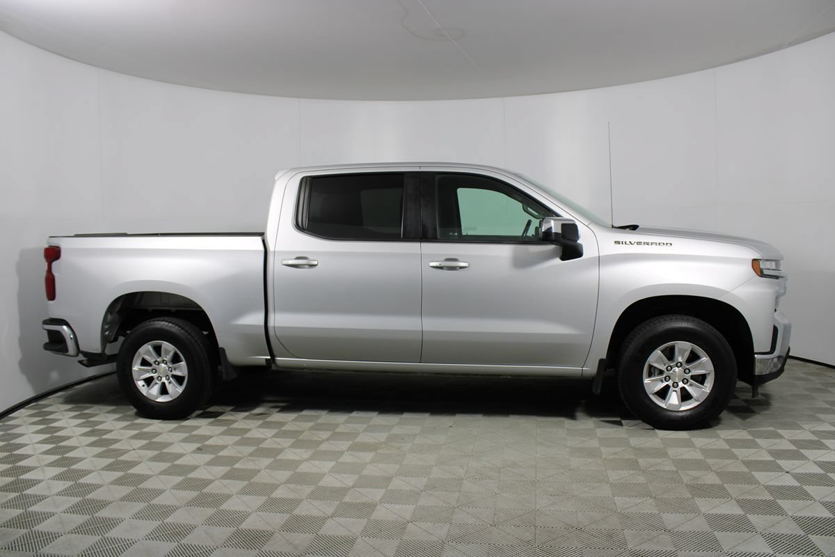Used 2022 Chevrolet Silverado 1500 LT w/ LPO, Dark Essentials Package RWD image 27