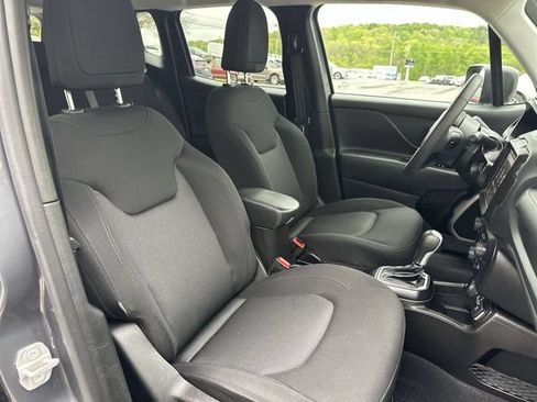 Used 2023 Jeep Renegade Latitude AWD/4WD image 27