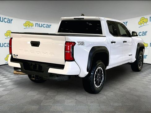 Used 2025 Toyota Tacoma TRD Off-Road image 6