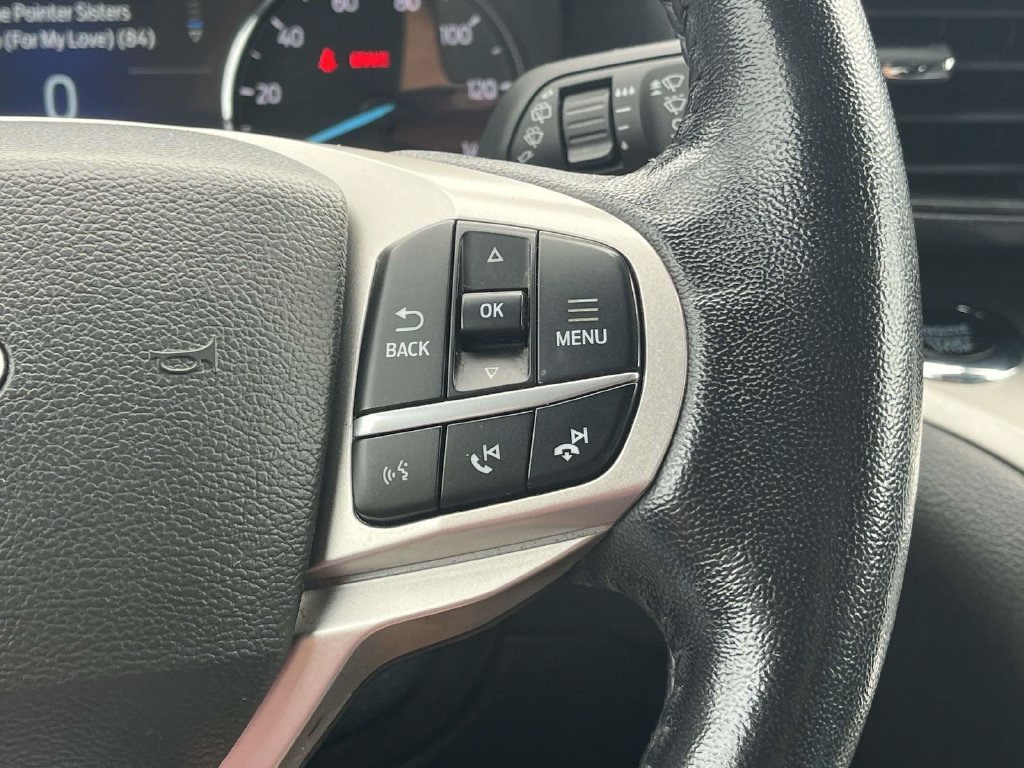Used 2022 Ford Explorer XLT RWD image 34