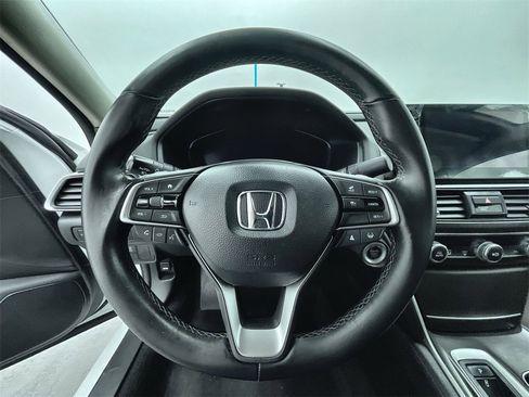 Used 2021 Honda Accord Touring image 21