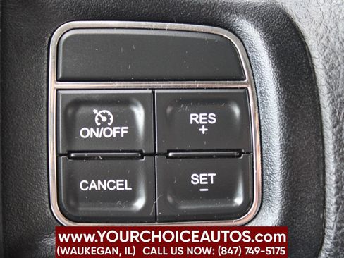 Used 2015 Dodge Grand Caravan SXT image 25