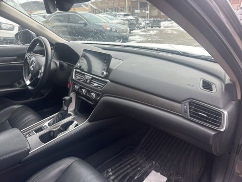 Used 2018 Honda Accord EX-L image 11