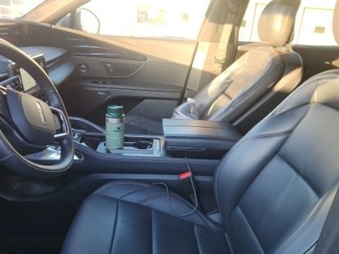 Used 2024 Lincoln Nautilus Premier w/ Equipment Group 102A image 8