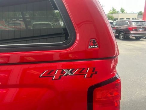 Used 2018 Chevrolet Silverado 1500 LT w/ All Star Edition AWD/4WD image 18