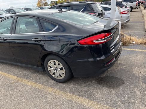 Used 2020 Ford Fusion S image 12