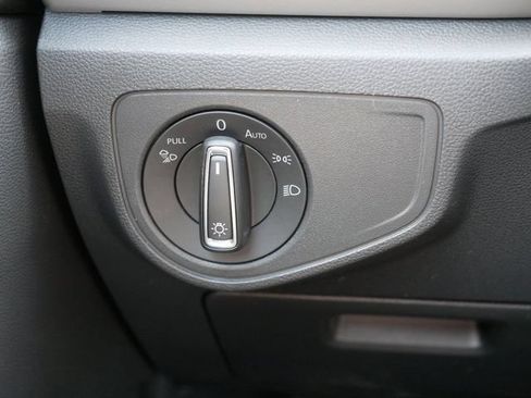 Certified 2023 Volkswagen Atlas SEL AWD/4WD image 25