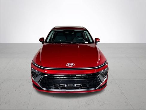 Used 2025 Hyundai Sonata SEL FWD image 3