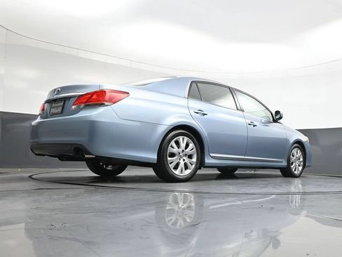 Used 2011 Toyota Avalon FWD image 34