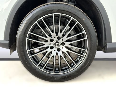 New 2026 Mercedes-Benz GLC 300 image 12