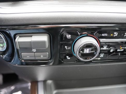 New 2026 Chevrolet Silverado 3500 High Country w/ High Country Premium Package image 17