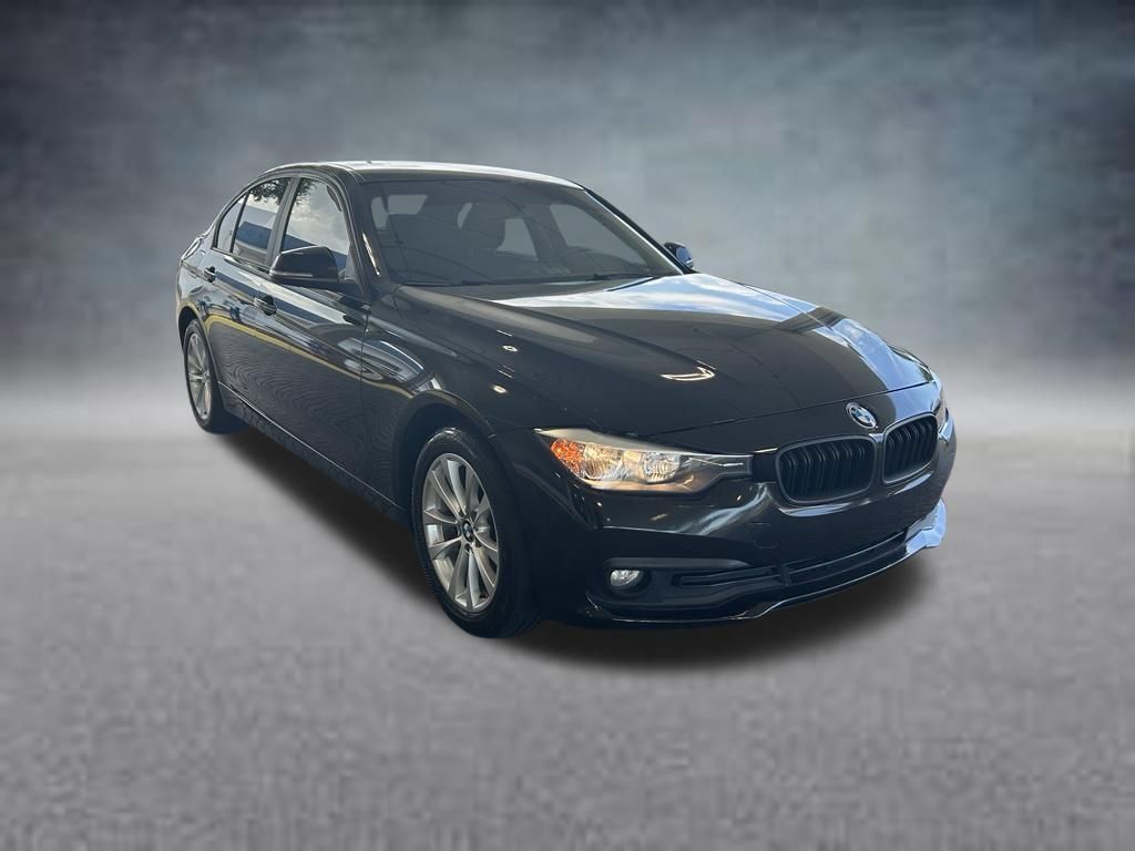 Used 2016 BMW 320i xDrive Sedan AWD/4WD image 2