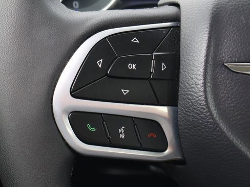 Used 2023 Chrysler 300 Touring L w/ Popular Equipment Group image 23