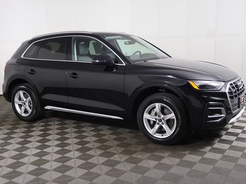 Used 2023 Audi Q5 2.0T Premium w/ Convenience Package AWD/4WD image 15