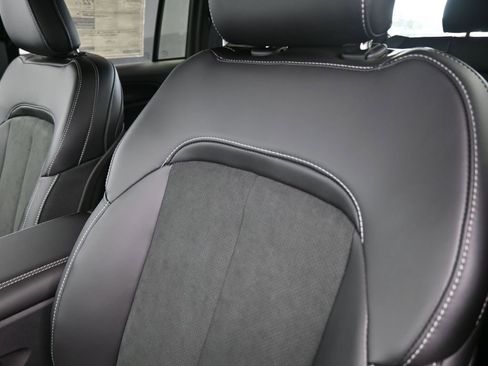 New 2025 Jeep Grand Cherokee Altitude w/ Trailer Tow Package image 19