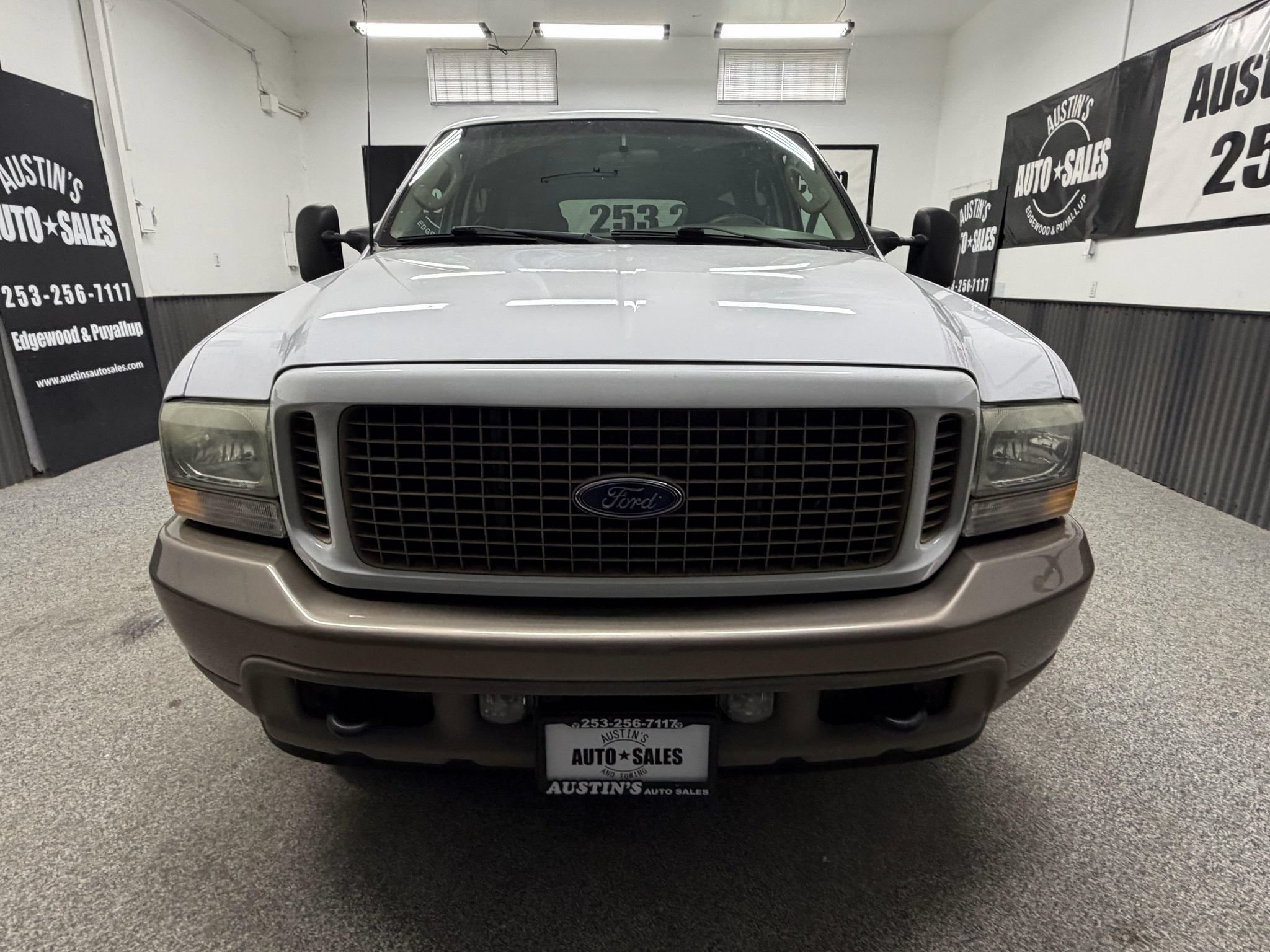 Used 2003 Ford Excursion Eddie Bauer AWD/4WD image 5