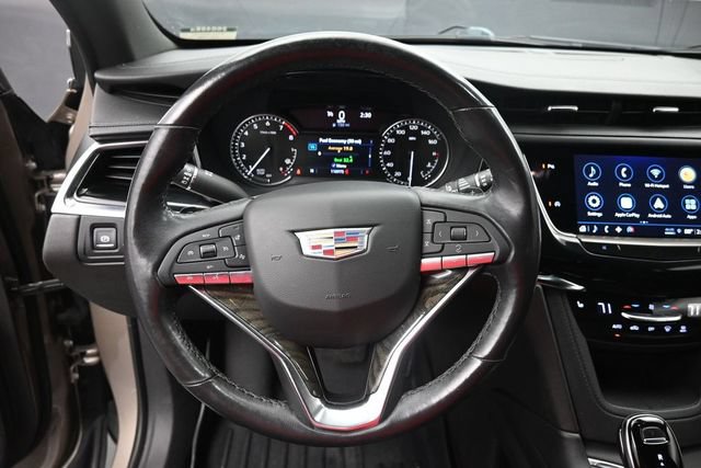 Used 2022 Cadillac XT6 Premium Luxury FWD image 14