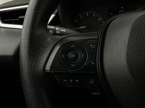 Used 2024 Toyota Corolla LE image 29