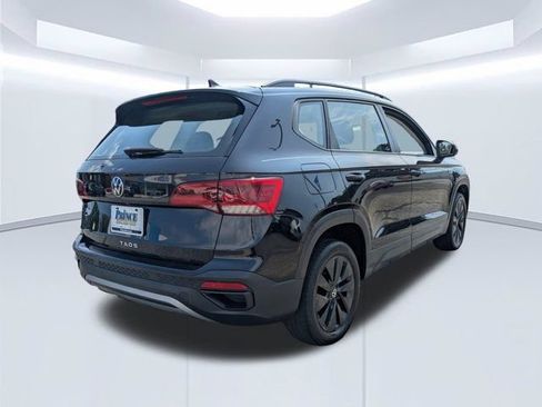 Used 2022 Volkswagen Taos S FWD image 4